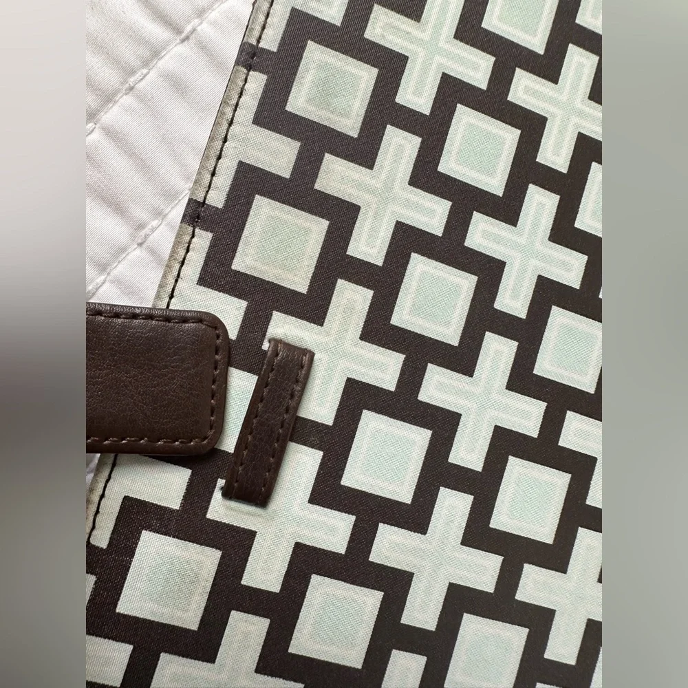 Modern Cross Pattern Leather Padfolio with Brown And Blue Trim